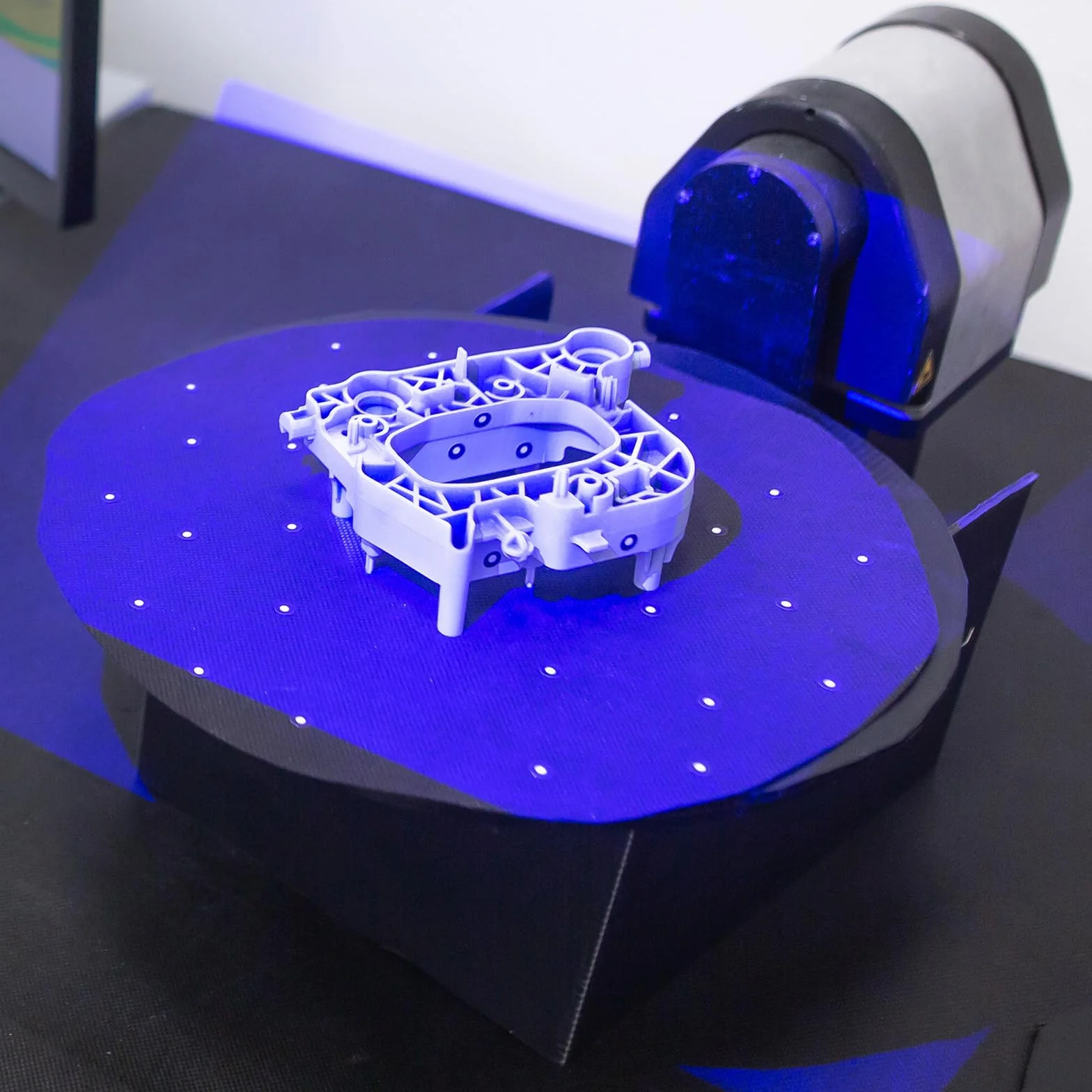 QUARKZMAN 1800 sztuk markerów 3D do skanera 3D, 3 mm, do skanera 3D, punktu odniesienia śledzenia punktu odniesienia, cel 3D, rozproszone znaczniki odbicia do skanera 3D i optycznego śledzenia