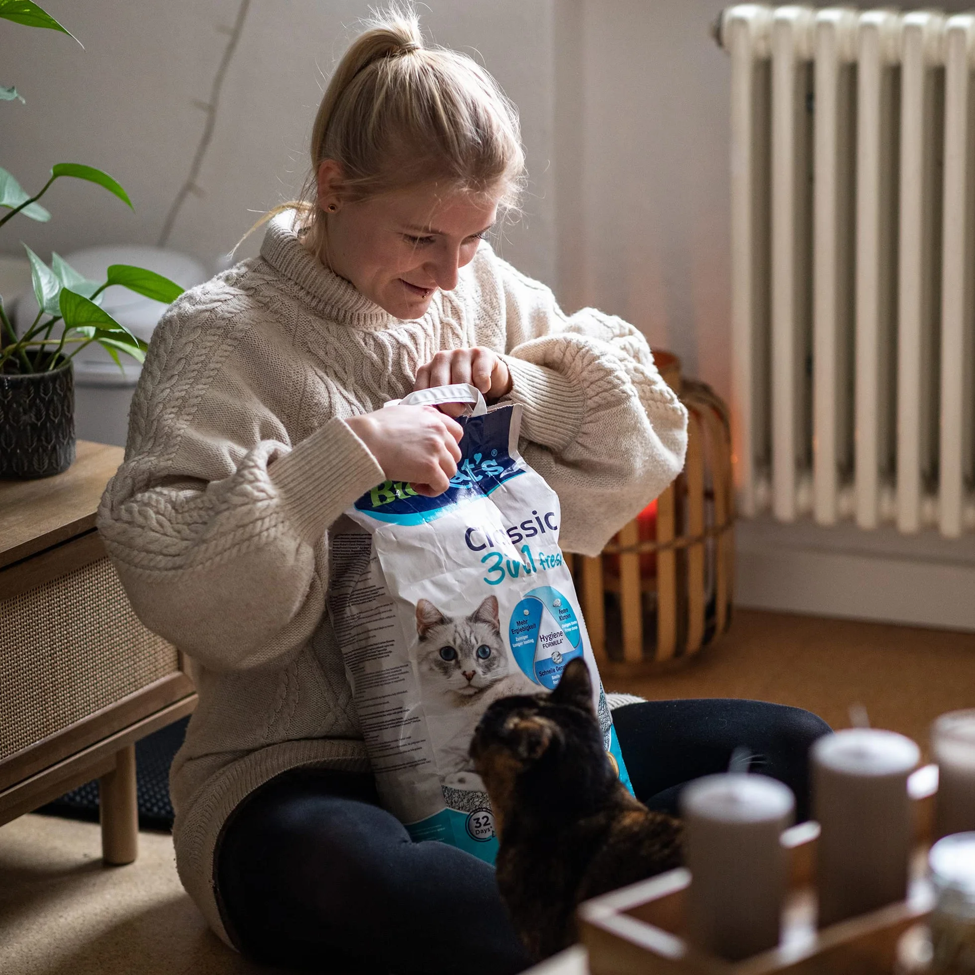 Biokatʼs Classic fresh 3in1 żwirek o zapachu Cotton Blossom - Zbrylający żwirek dla kota o 3 różnych rozmiarach ziarna - 1 worek (1 × 10 l)