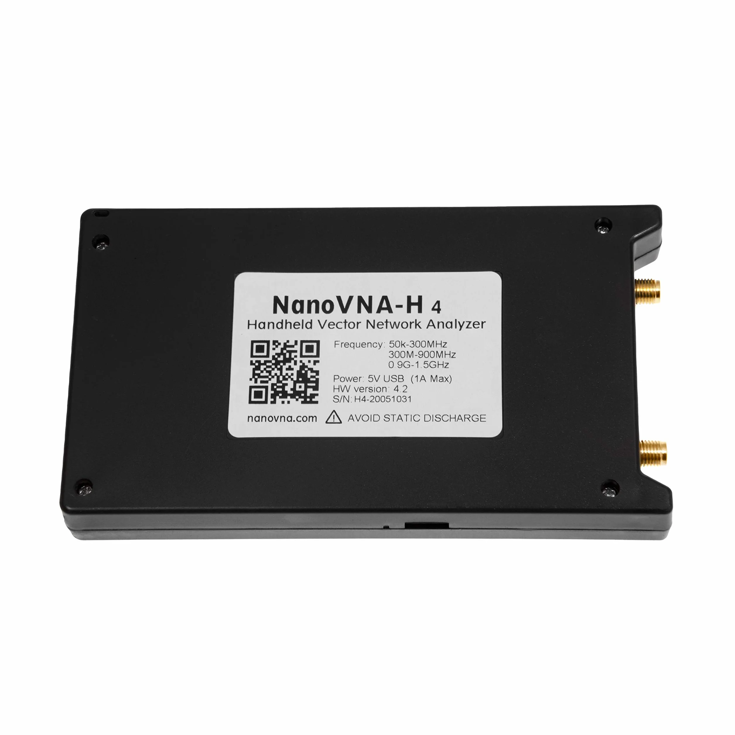 NooElec NanoVNA-H 4 - Open Hardware Vector Network Analyzer Kit od autoryzowanego dystrybutora. Zawiera przenośny VNA 50 kHz-1,5 GHz z 4-calowym wyświetlaczem LCD, ekranowaniem EMI i zestawem do