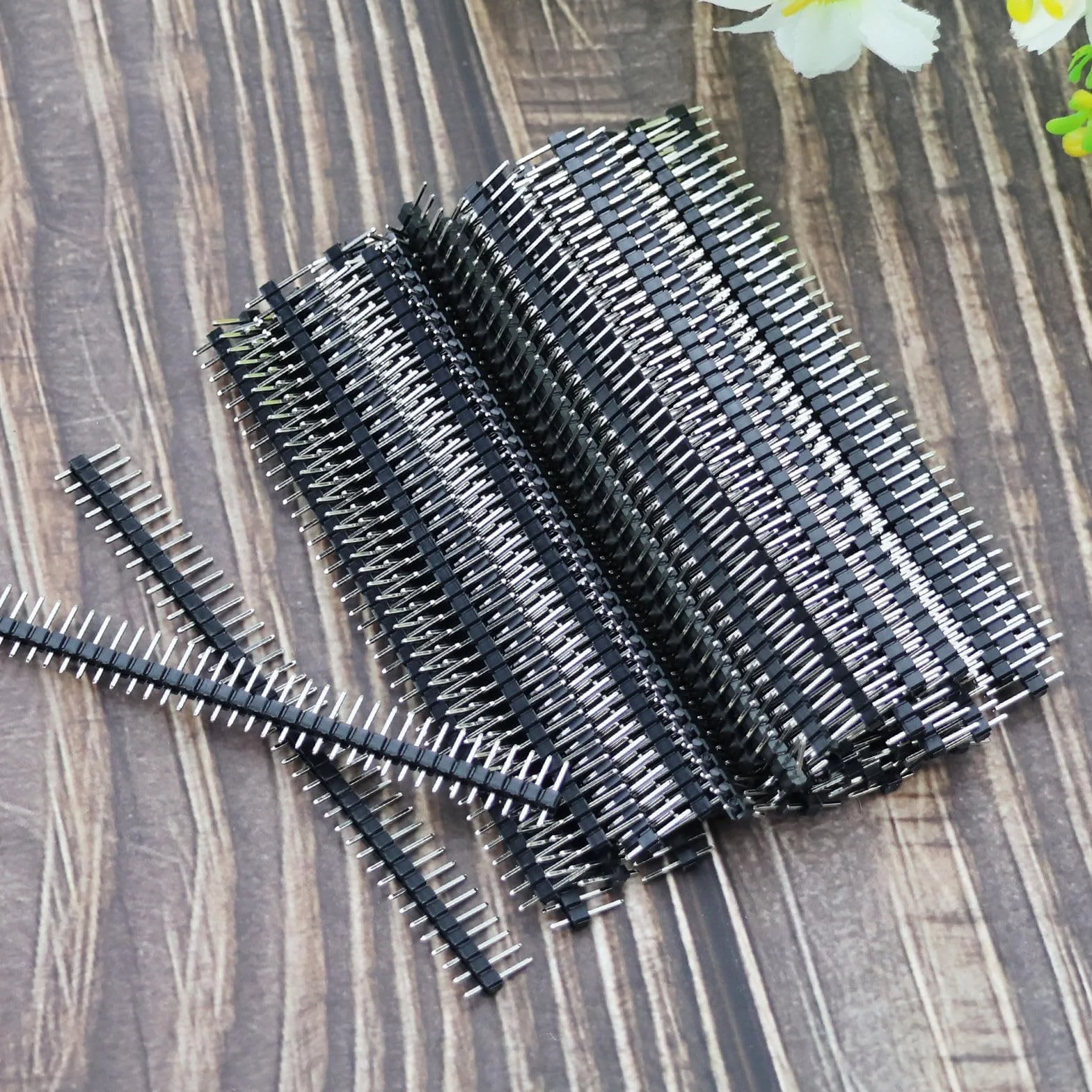 Straight Single Row Header Connector 2,54 mm Pitch 1x40 Pins 50 szt.