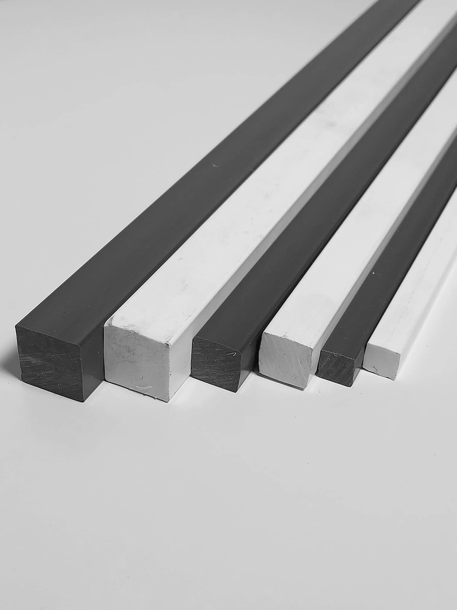 Kwadratowy pręt PCW 30 x 30 szary 1000 mm ALTintec®