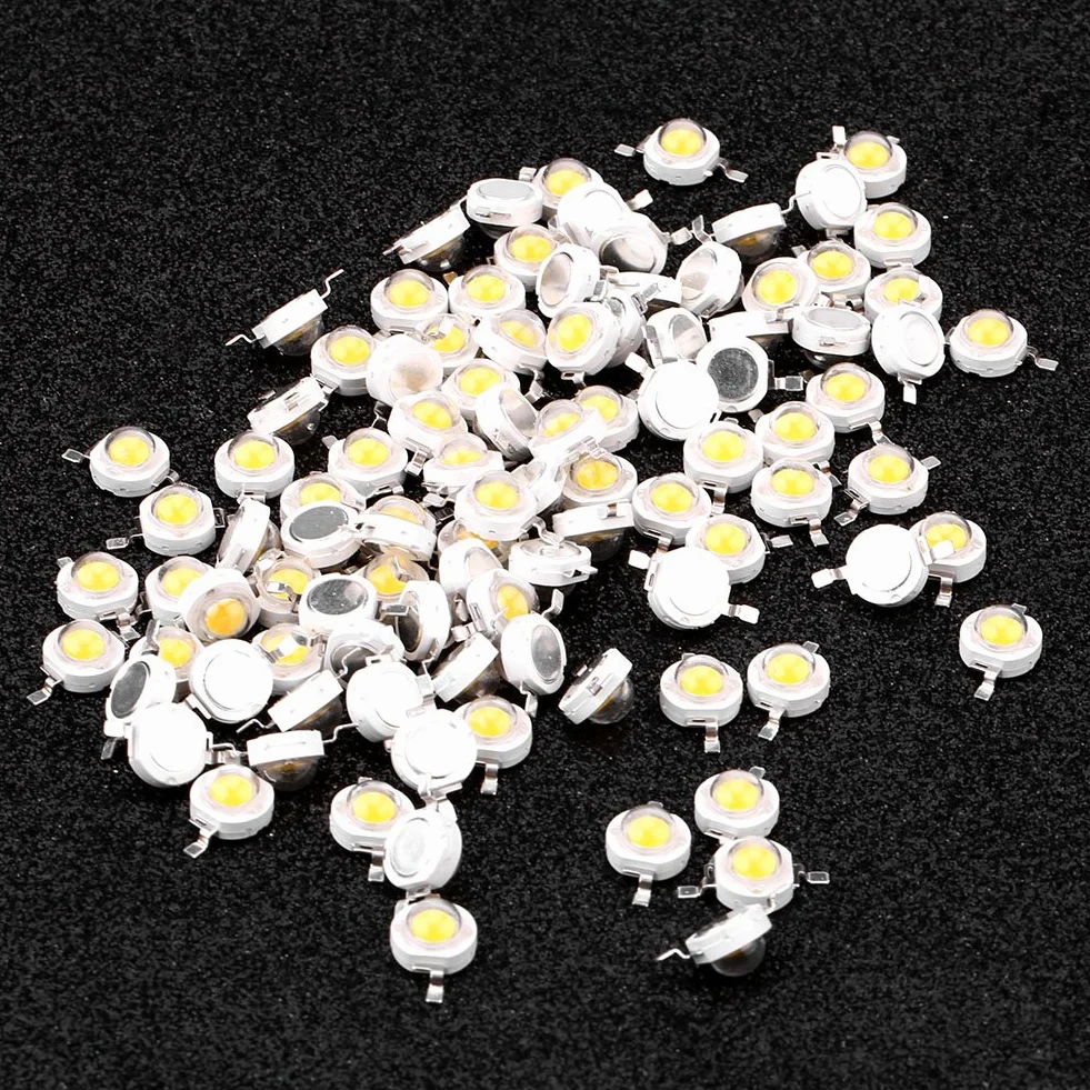 100 sztuk Układ LED dużej mocy 1 Wat Super jasny intensywność SMD Elementy emitera światła Diody Koraliki do lampy Chip DIY Światła do reflektorów Reflektory (biały 6000 k) (biały 6000 k)