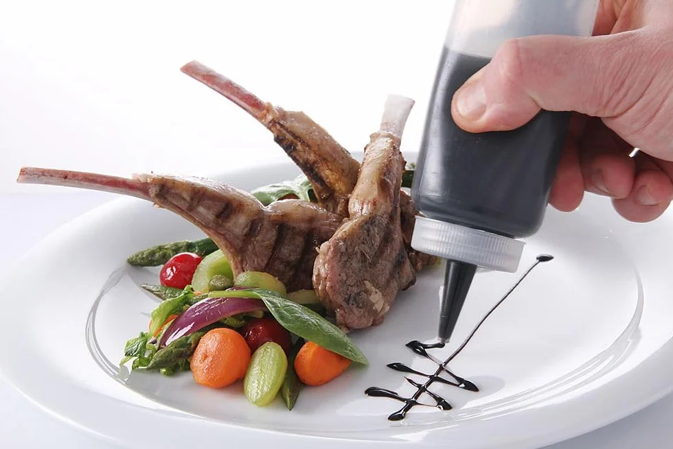 HENDI Dyspensery do sosów, 3 sztuki, 350 ml, szczelna, wielokrotnego użytku, do ketchupu, musztardy, oliwy z oliwek, butelka wyciskana, ø55x(H)205mm, polietylen, przezroczysta