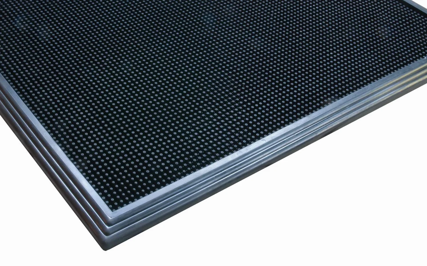Sani-Trax® mata dezynfekcyjna, 61 x 81 cm, napełniana, czarna