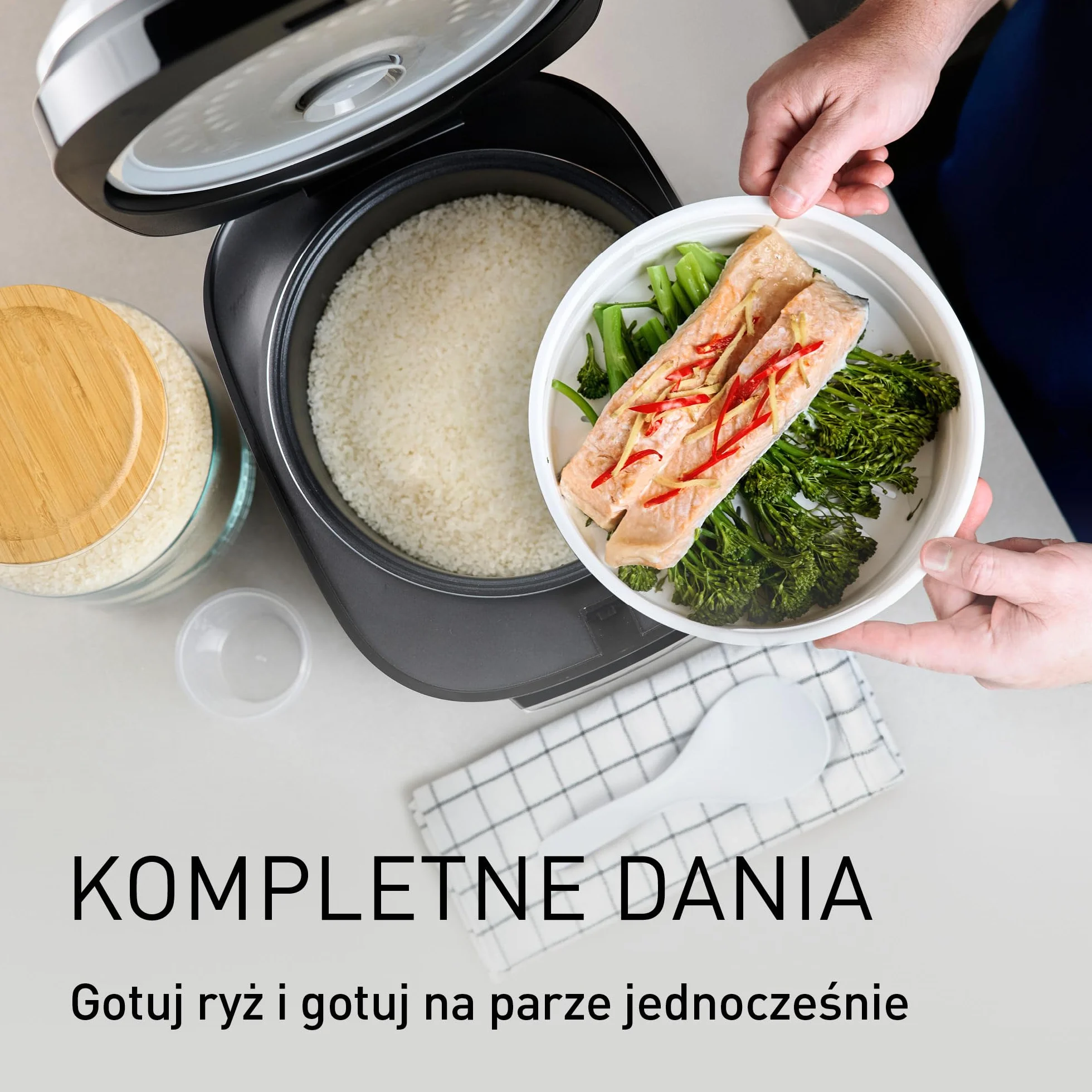 Panasonic SR-DA152KXE Automatic Rice Cooker with Steamer, Fuzzy Logic, Water Ratio Indicator, Dishwasher Safe, BPA Free, Keep Warm Function, Start Delay, Black