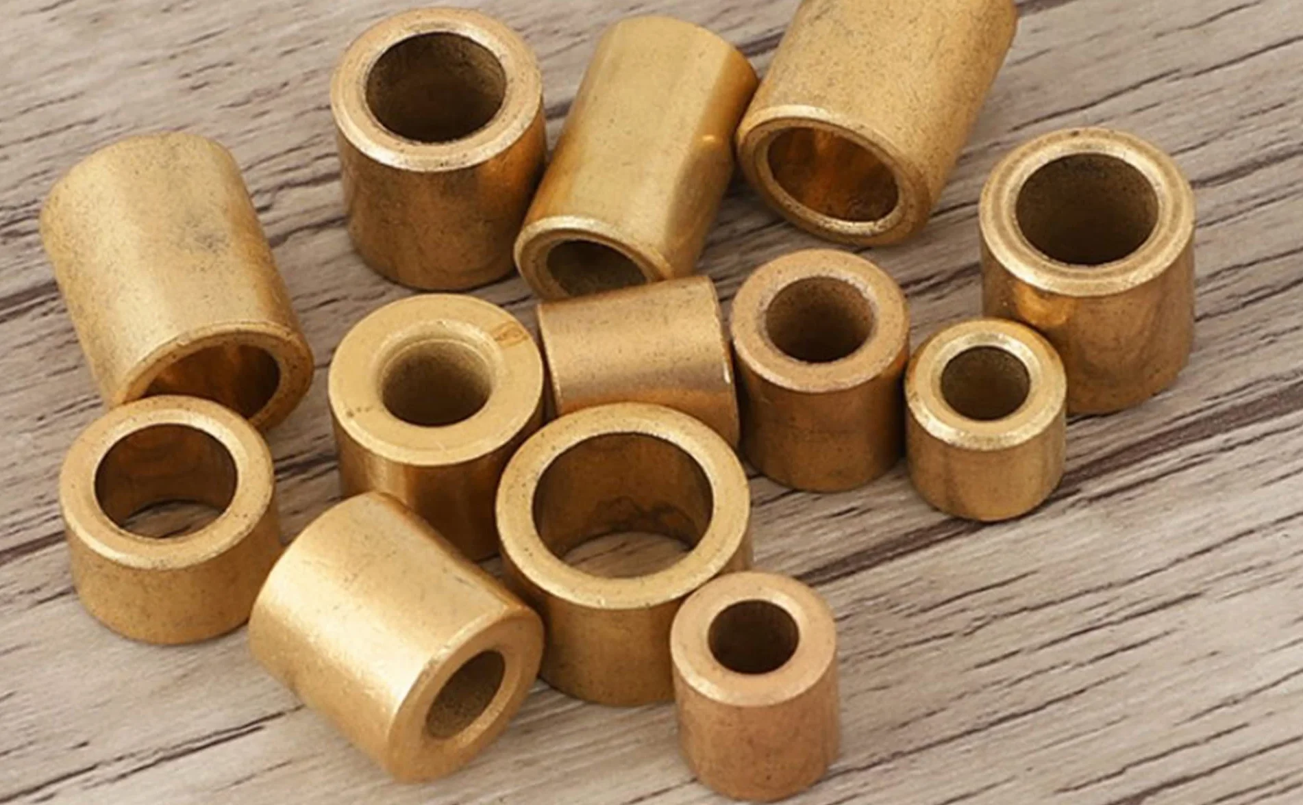 Othmro Tuleje tuleje łożyska samosmarujące w proszku metalurgiczna cyna brąz 4 mm otwór x 8 mm średnica zewnętrzna x 8 mm długość 10 szt