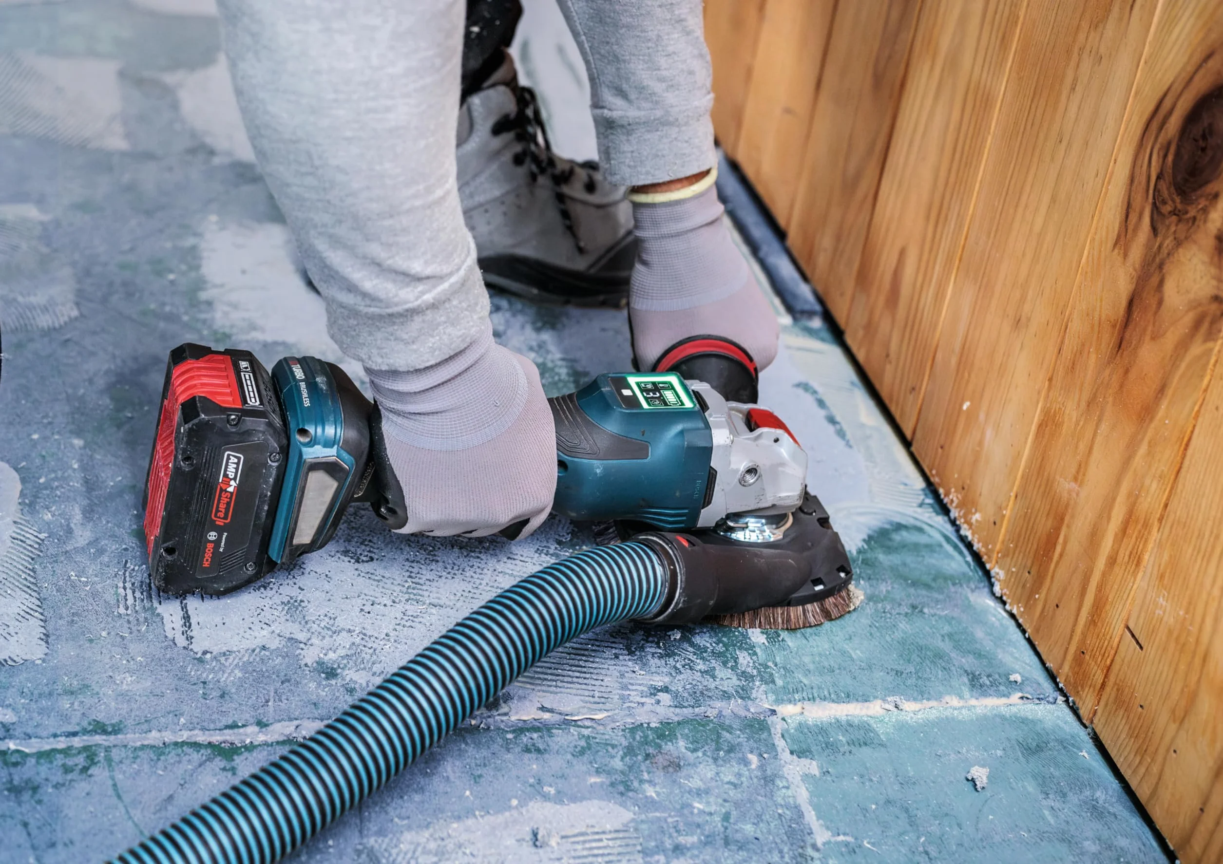 Bosch 1x Tarcza garnkowa EXPERT Multi Material, węglikowa, zgrubna (do Farba na drewnie, Twarde drewno, Ø 115 mm, zgrubna, Professional Akcesoria Mała szlifierka kątowa)