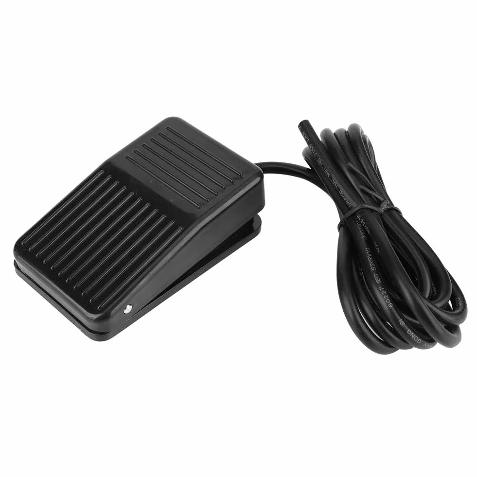 TFS-01 Przełącznik Nożny 250VAC 10A IP67 Wodoodporny Pedał ON Off Chwilowy Czarny (Długość Linki 2 Metry)
