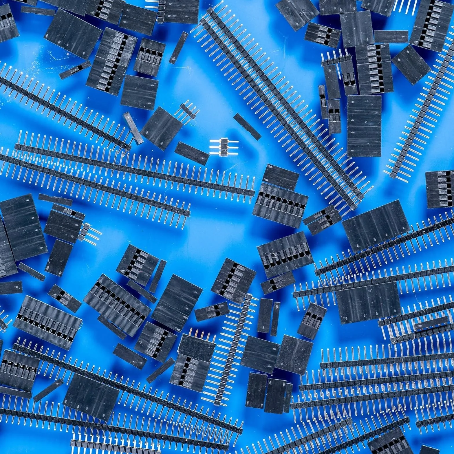 PATIKIL Proste Złącze Męskie DIP Pojedynczy drut 12 Szpilka 2.54mm Krok Złoty Pozłacane dla PCB 50 sztuk