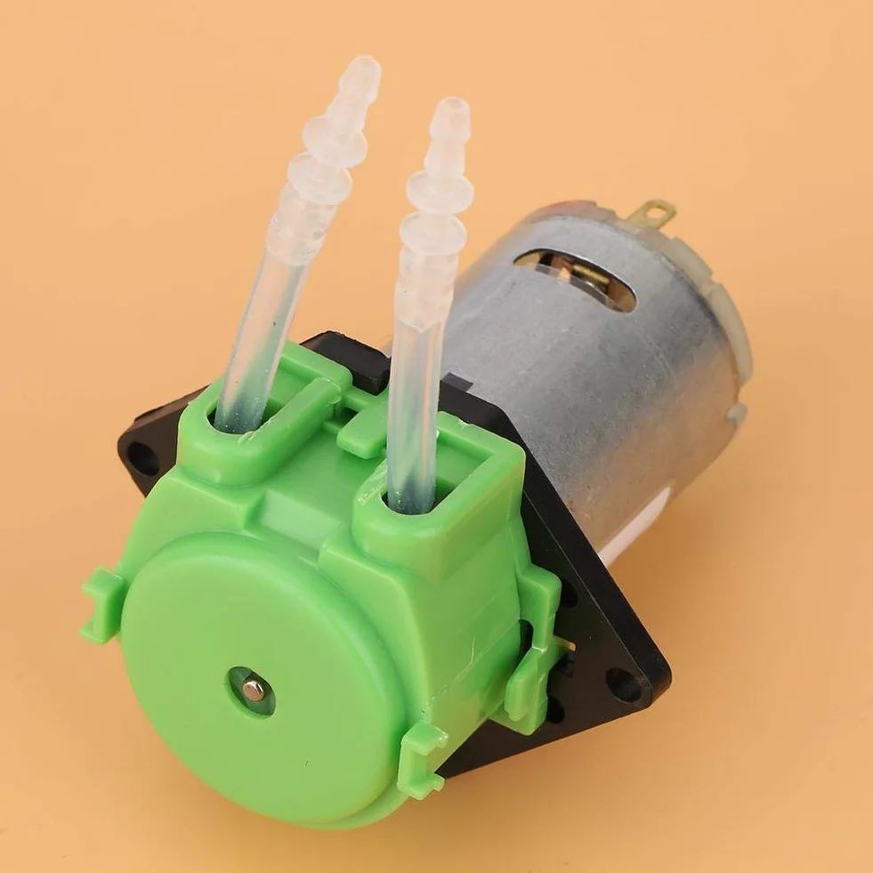 Pompa perystaltyczna 12 V DC Micro Dosing Głowica dozująca Samozasysająca pompa perystaltyczna do cieczy (DIY) 2 * 4 Rurki do laboratoryjnej analizy chemicznej w akwarium (zielona)