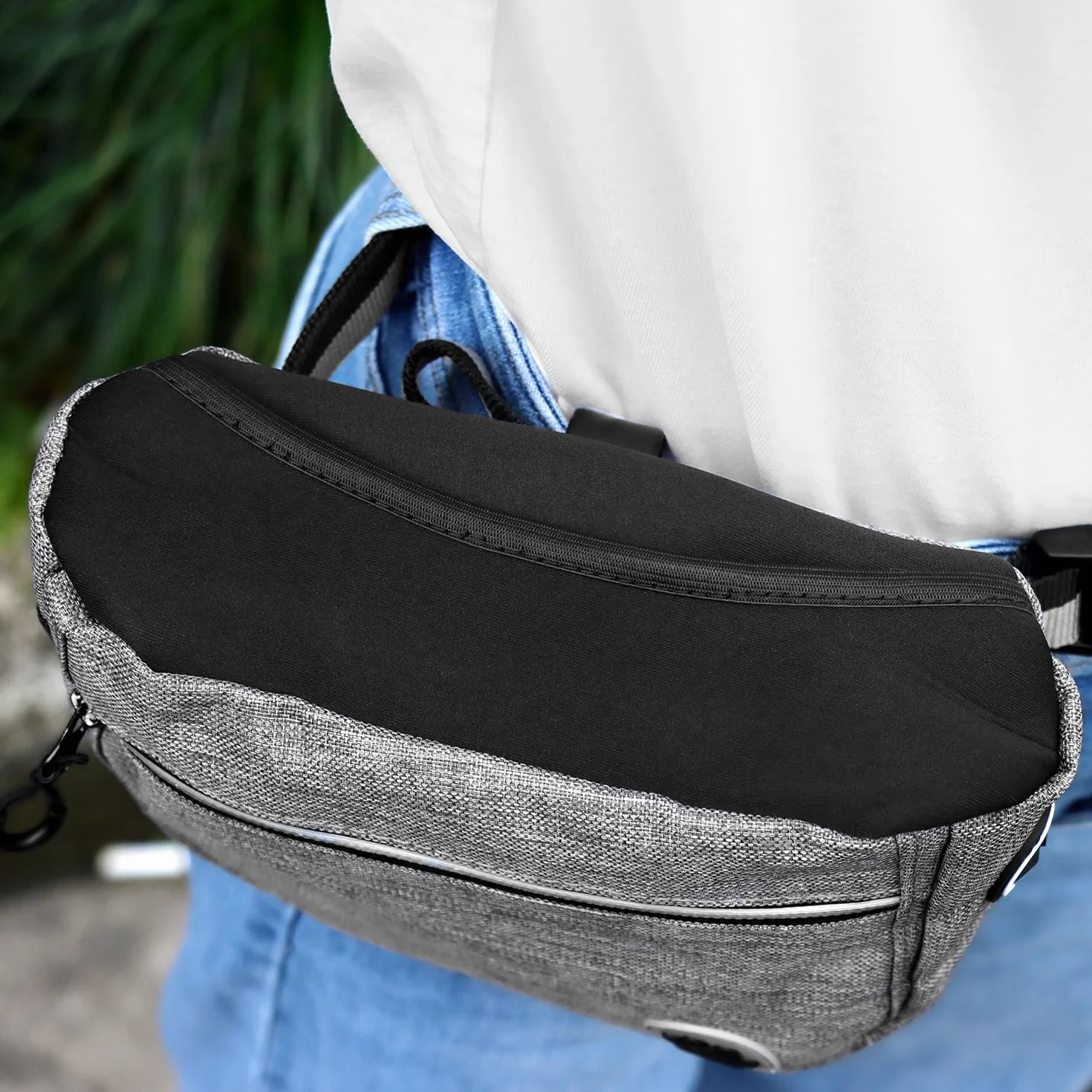 QWORK® Torba na smakołyki dla psa o dużej pojemności —łatwiejszy dostęp do smakołyków — z wyjmowaną kieszenią wewnętrzną i składaną miseczką na wodę