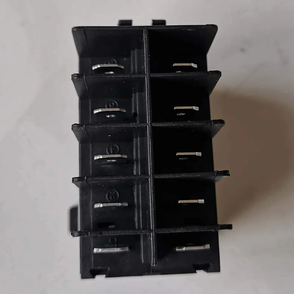 KEDU JD3 10-pinowy przekaźnik zabezpieczenia napięcia KJD11 5NO AC 230V 16A 50Hz
