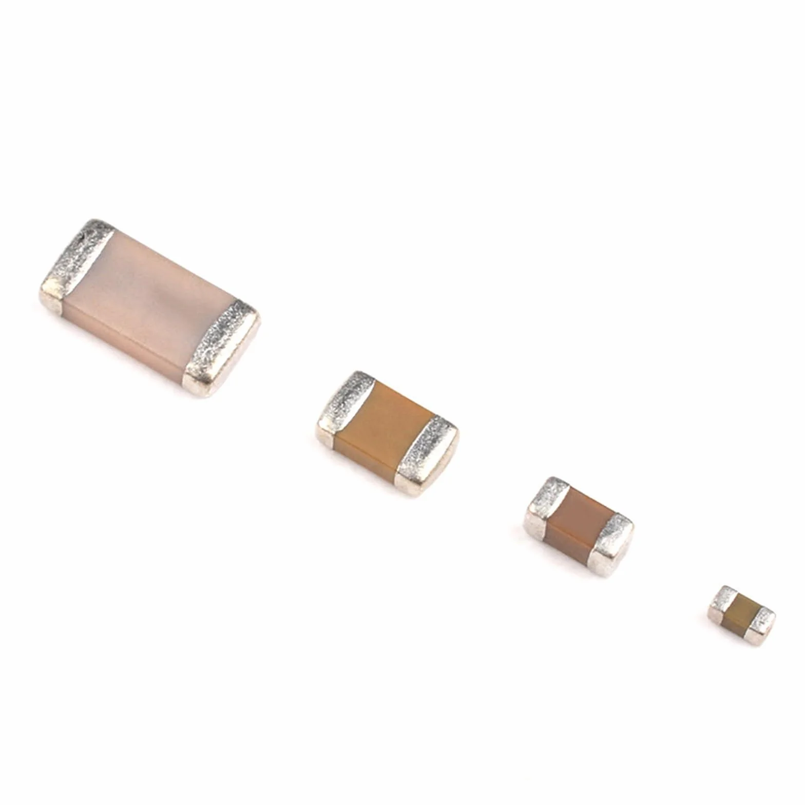 Kondensator ceramiczny SMD 1206 50V 10pF-100uF 100uF