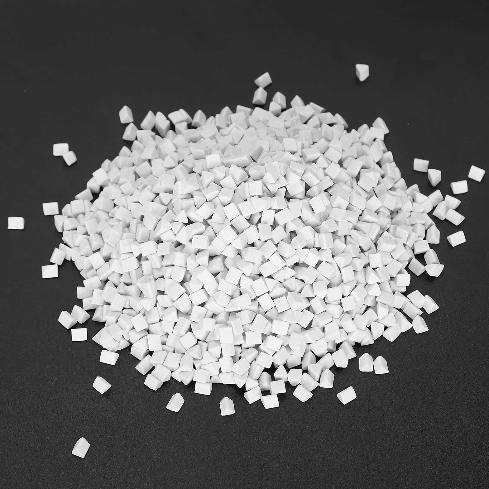 Media ceramiczne 4 mm 500 g do szlifierki wibracyjnej