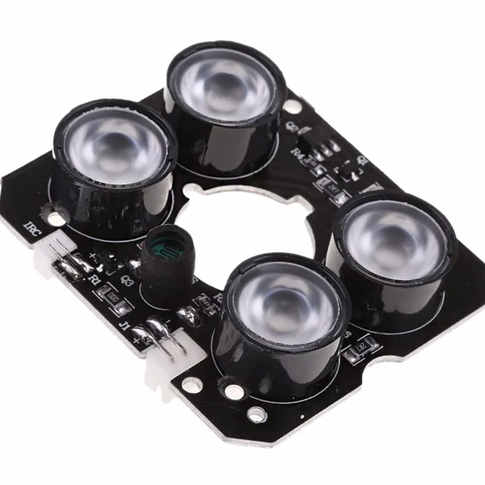 Tablica LED na podczerwień 850 nm O?wietlacz podczerwieni z zakresem podczerwieni do 30 m Do wszystkich rodzajów modu?ów kamer, moc DC 12 V