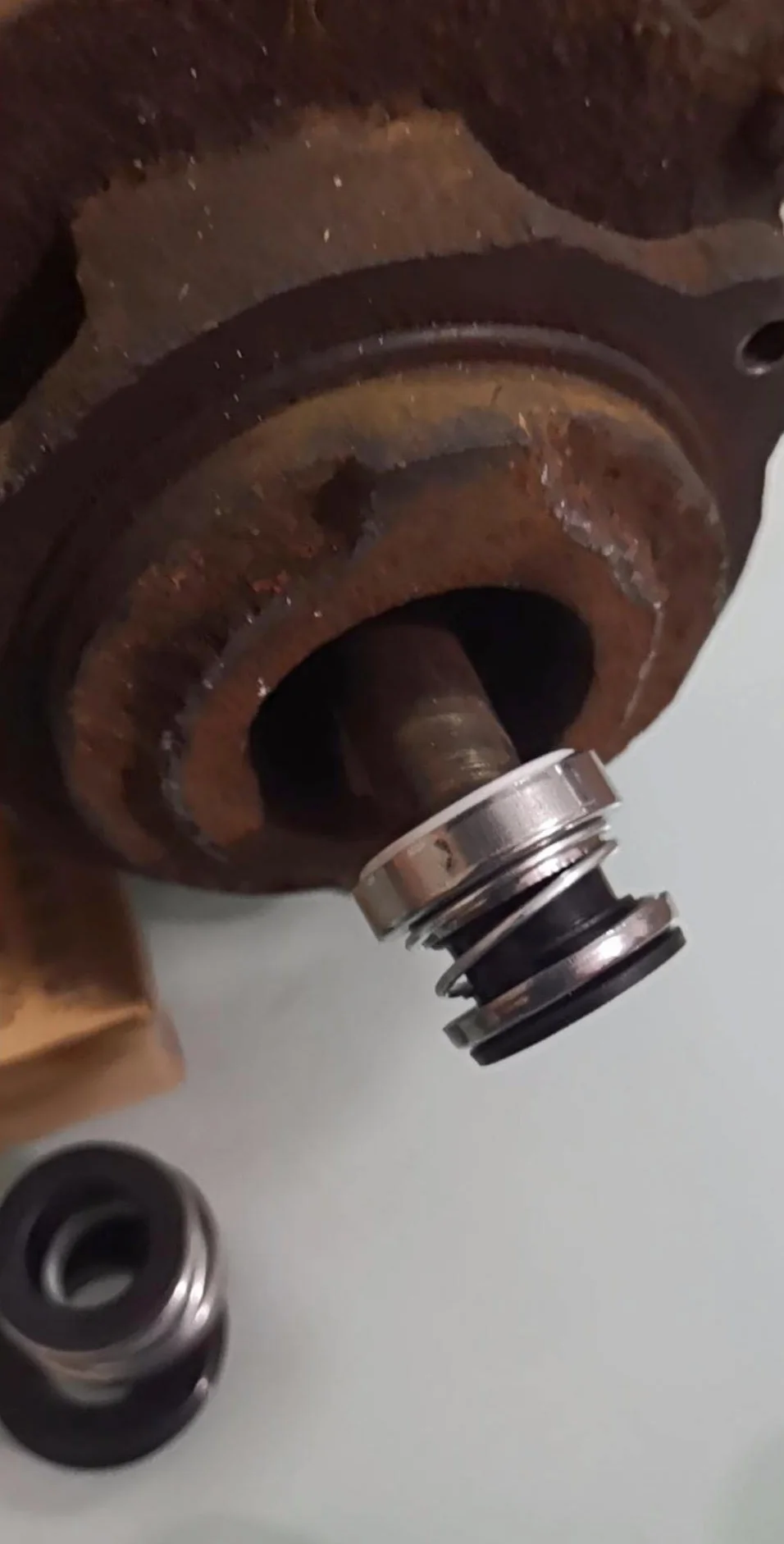 Othmro uszczelnienie wału mechanicznego 104-12 średnica wewnętrzna 12 mm stop tworzywa sztucznego do pomp wodnych basenów