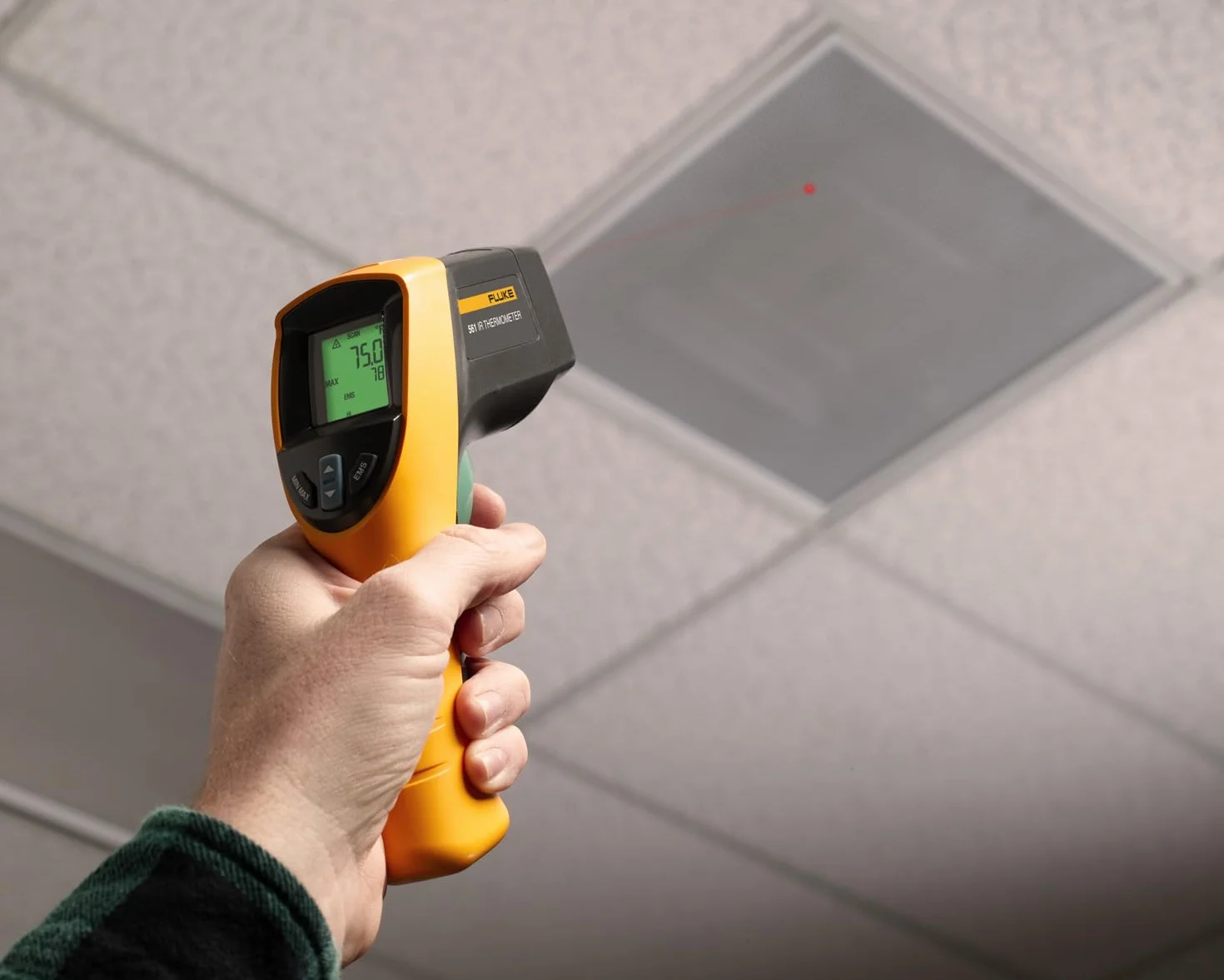 Fluke Termometr uniwersalny 561