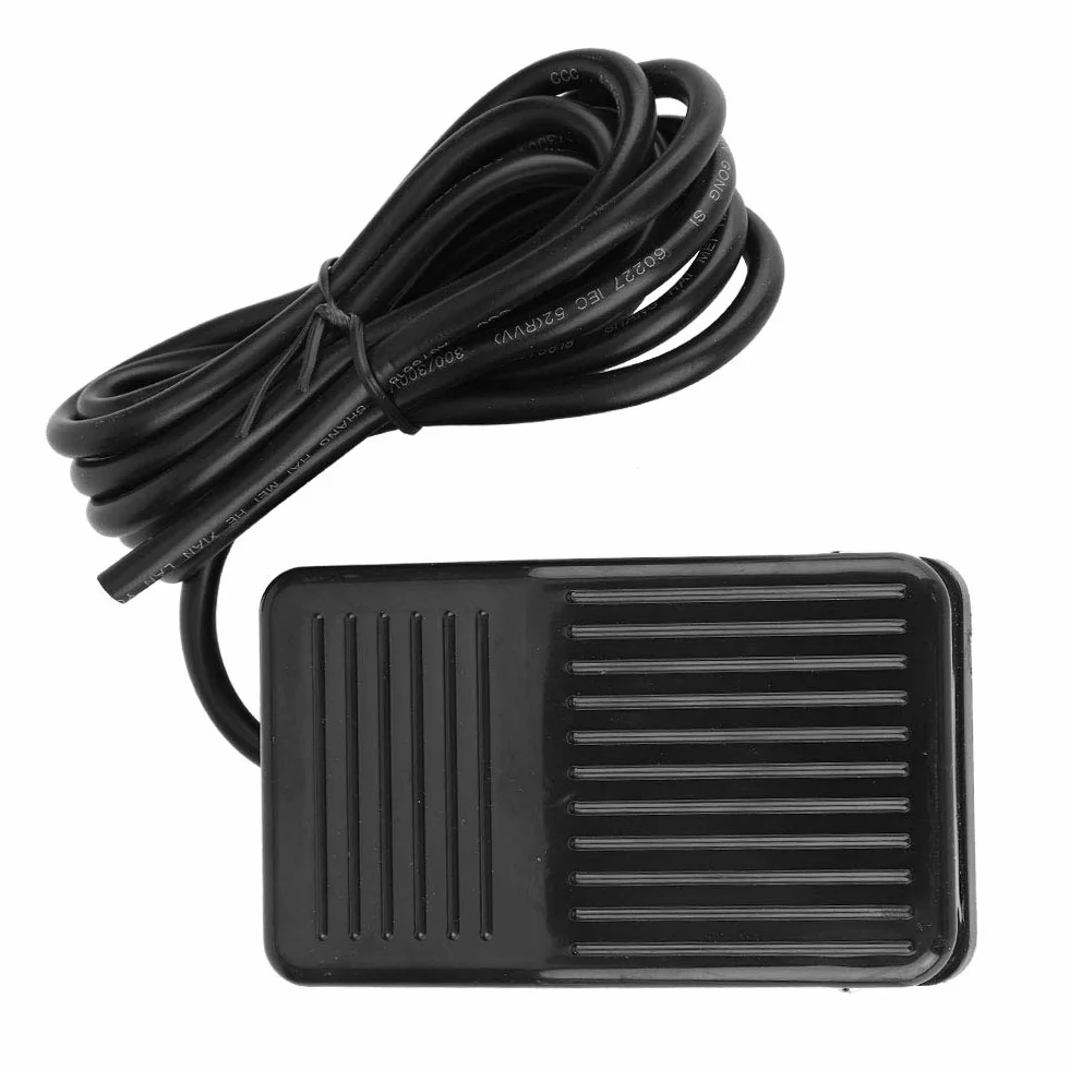 TFS-01 Przełącznik Nożny 250VAC 10A IP67 Wodoodporny Pedał ON Off Chwilowy Czarny (Długość Linki 2 Metry)