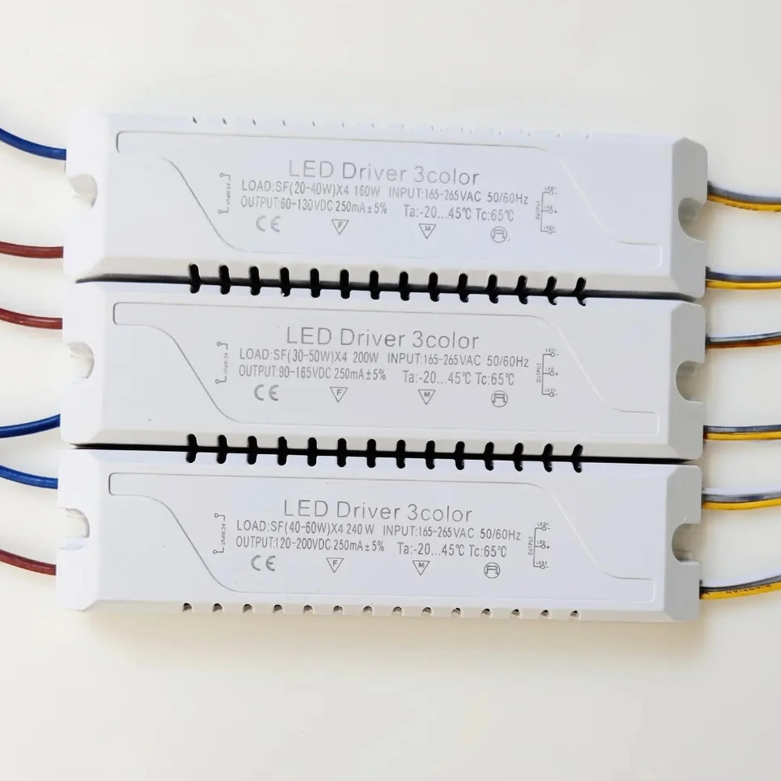 Adapter LED Driver 20-40 WX4 160W/200W/240W AC220V nieizolowane 3 kolory