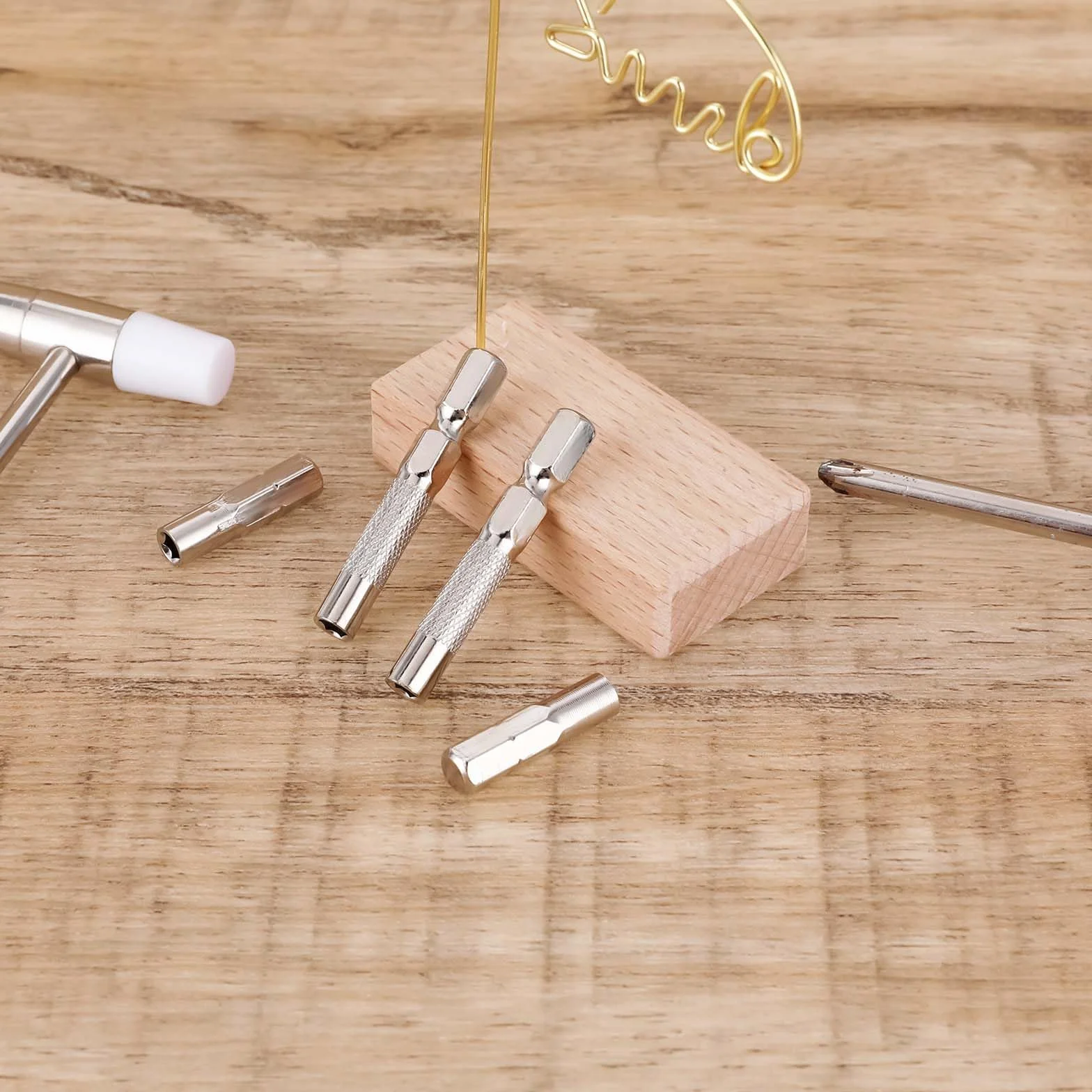 Adapter do bitów sześciokątnych 1/4 cala 6,35 na 4 mm końcówki wkrętakowe