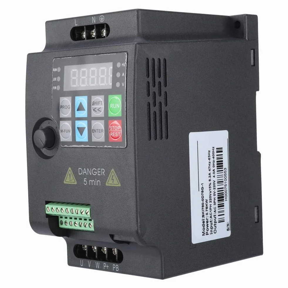 Przetwornica częstotliwości VFD 0,75 kW 3-fazowy regulator prędkości 220 V/380 V