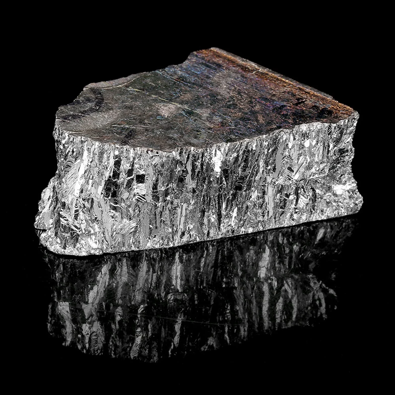 Kawałek Wlewka Metalu Bizmutowego 1000g 99,99% Czystego Kryształu Geody, Stosowany w Produkcji Stopów Bizmutu, Półprzewodnikach i Wzroście Nadprzewodników