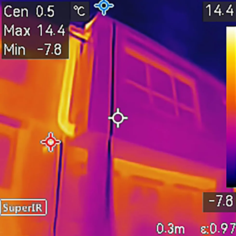TFA Dostmann Visualtemp kamera termowizyjna o rozdzielczości 96 x 96 na podczerwień, 31.1144, przenośna, 8 godzin pracy baterii, od -20°C do 550°C, dokładność +/- 3°, IP 54, na polowania lub inspekcje