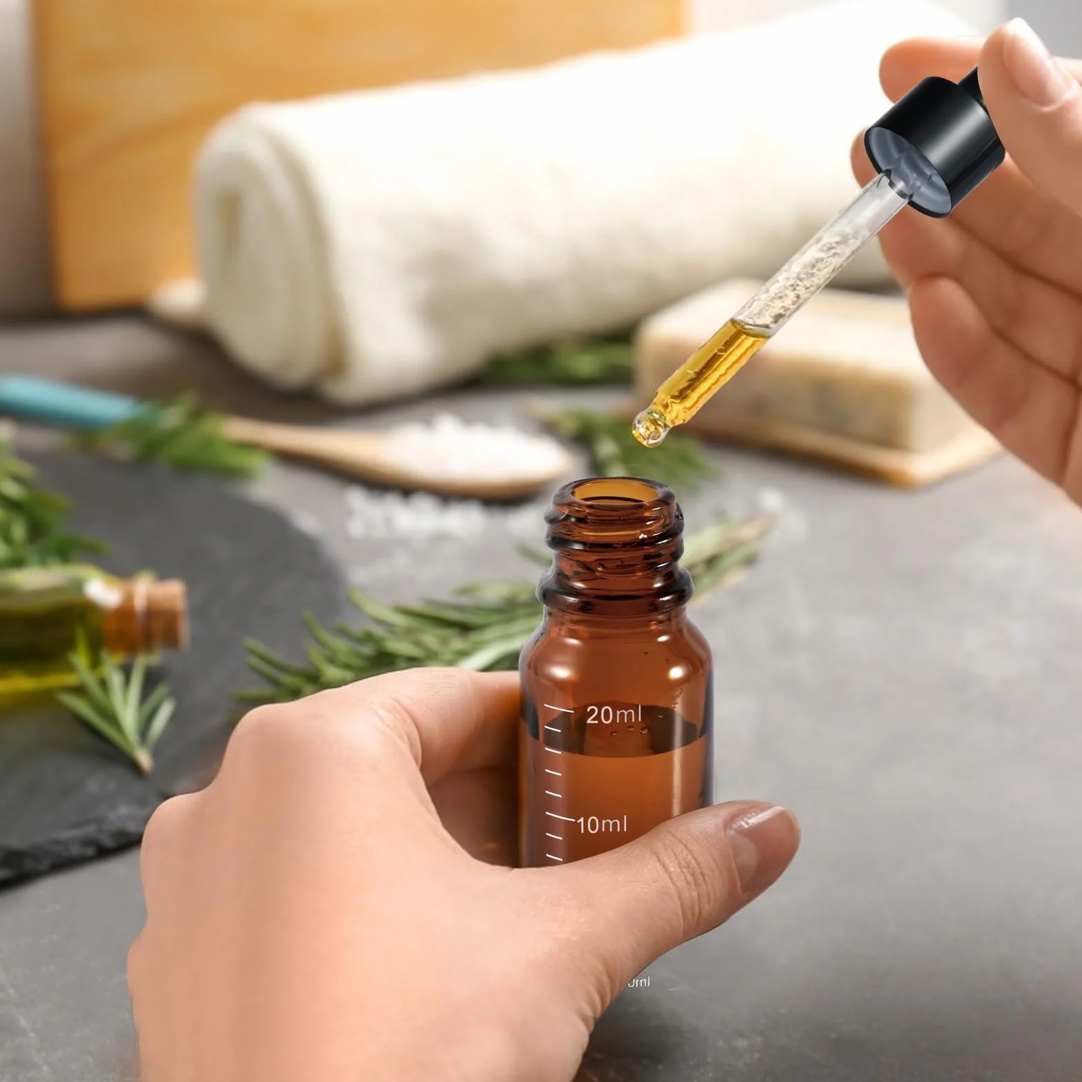 Realure 8 butelek z pipetą 20 ml, ze skalą, mała, z brązowym szkłem, butelka z kroplomierzem, butelka z pipetą, do olejków eterycznych, olejków zapachowych, płynów, 5 akcesoriów pomocniczych