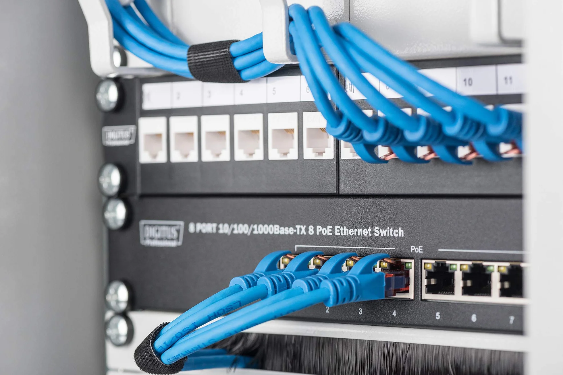DIGITUS panel krosowy modułowy 12 portów 10-calowy 1U Keystone ekranowany czarny