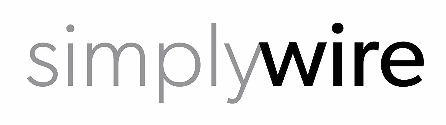 Simplywire Trzypoziomowa suszarka na talerze organizer do szafki kuchennej biały