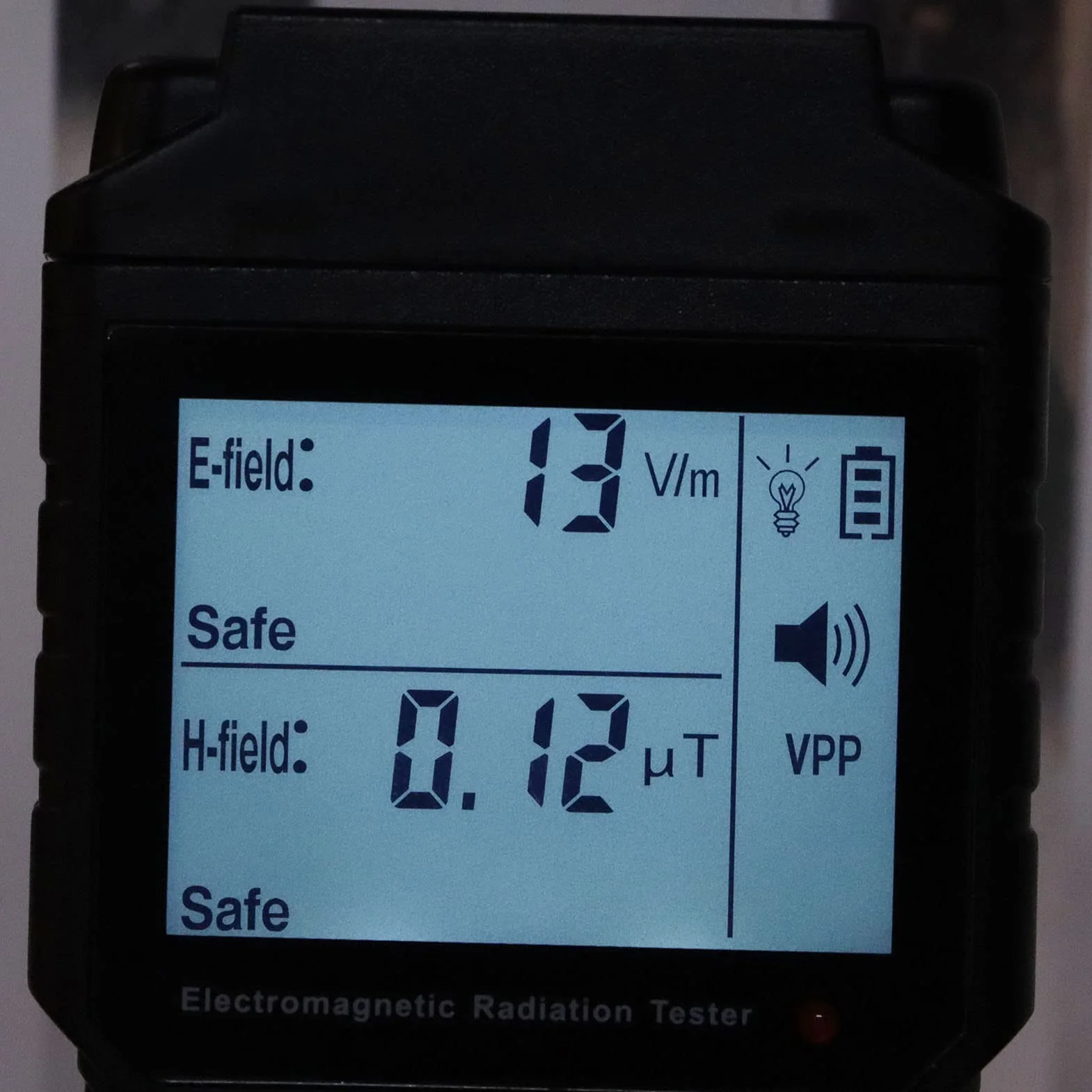 Miernik EMF, ręczny cyfrowy detektor promieniowania pola elektromagnetycznego, czytnik EMF LCD z detektorem EMF, świetny tester do domowych inspekcji EMF, biur, polowań na zewnątrz i duchów