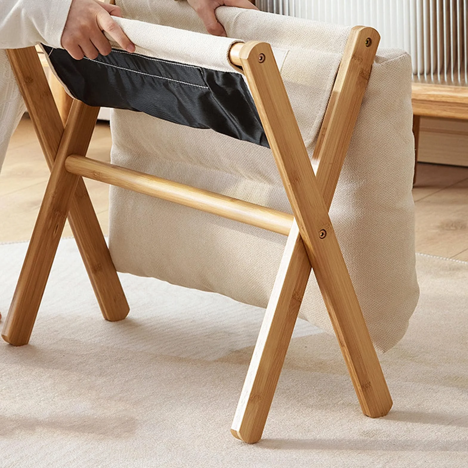 Foot Stool Składana X Noga Nowoczesna Wielofunkcyjna Stóp Odpoczynek z miękką poduszką do Salonu Sypialnia Biuro Kawa (Beżowy)