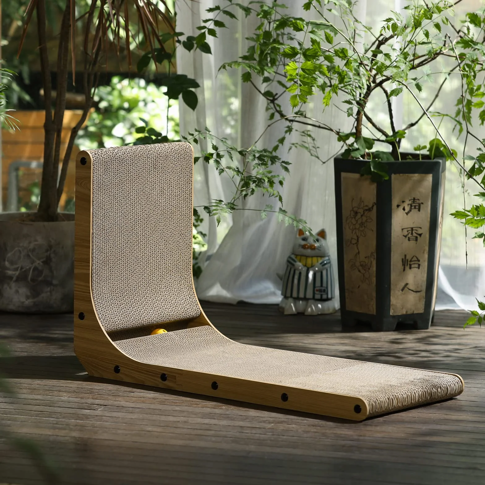 FUKUMARU Drapak dla Kotów - 68 cm L-kształtny Drapak Ścienny, Kartonowy Drapak dla Kotów z Piłeczką Zabawową dla Kotów Domowych, Duży Rozmiar.