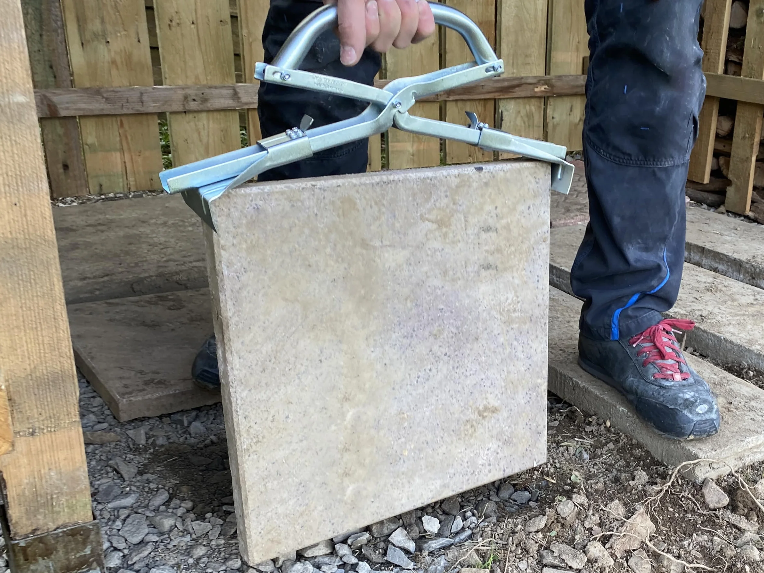 HAROMAC podnośnik do płyt 30-50 cm, obciążenie 40 kg, uchwyt nożycowy